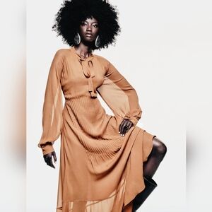 H&M Maxi dress Tie-neck Maxi Dress brown Size XS BNWT